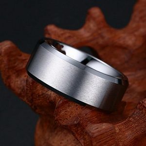 New tungsten steel ring size 7